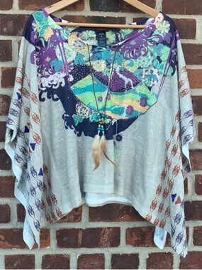 Custo Barcelona Boho Floral Printed Women's Top in Cream and Purple